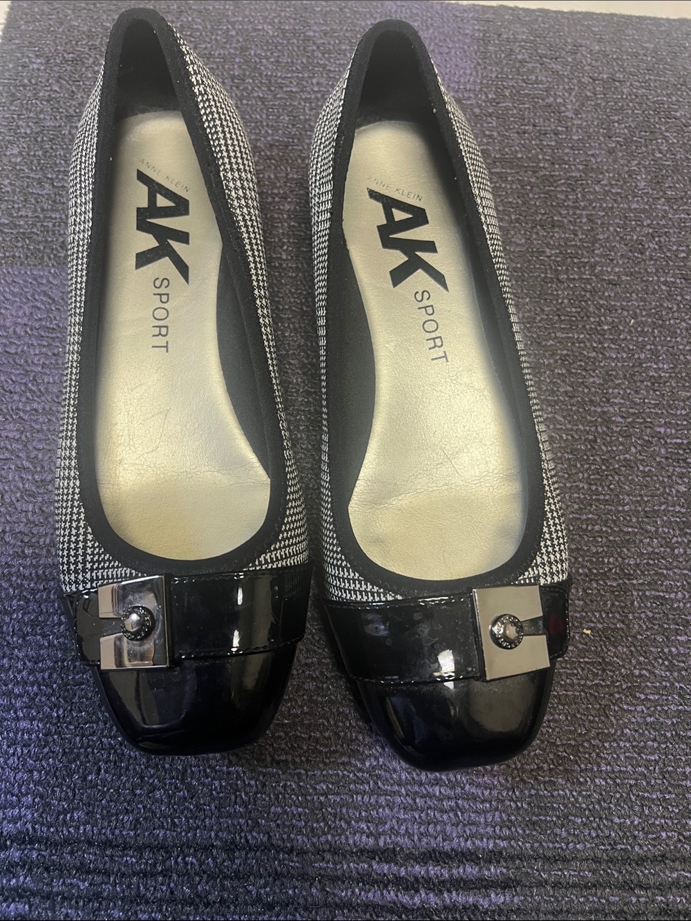 Ann Klein Black & White Ballet Flats with Patent Toe